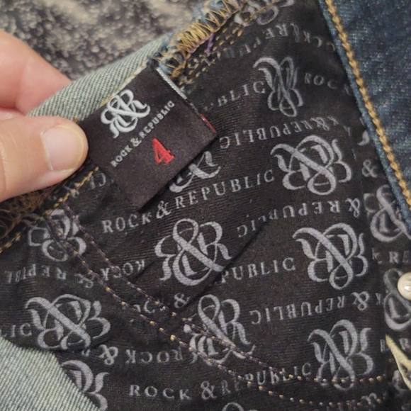 Rock & Republic Kasandra Jeans Dark Wash 4 - Picture 4 of 12